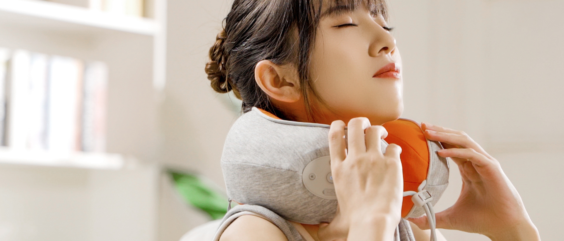 U型脉冲  底下海报.jpg